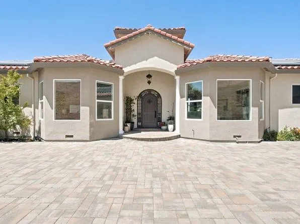 2774 Butterfly Ct, San Juan Bautista, CA 95045