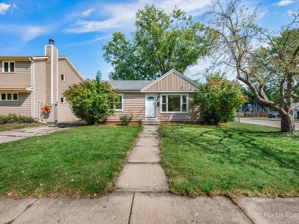 527 Marguerite St, Elgin, IL 60123