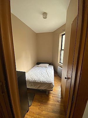 1st image of 210 1st Ave #6