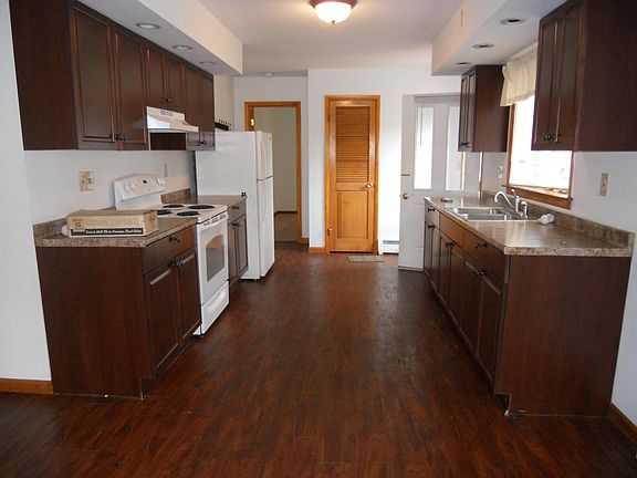 3rd image of 3 Francis St