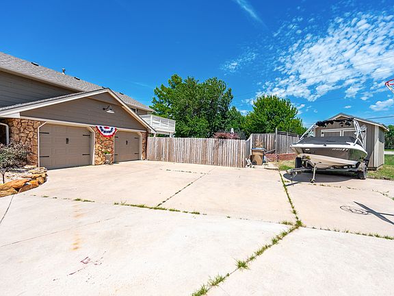 4th image of 114 Pineview Dr