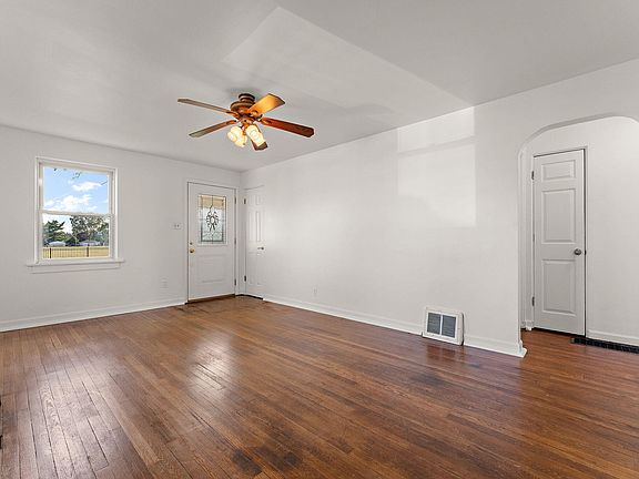 4th image of 1000 W Home Ave