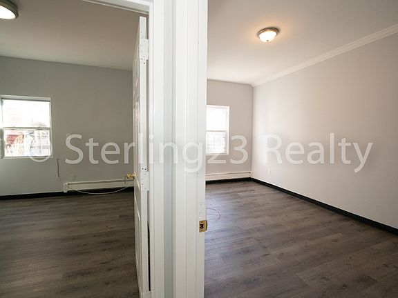 4th image of 24-07 31st St #2A