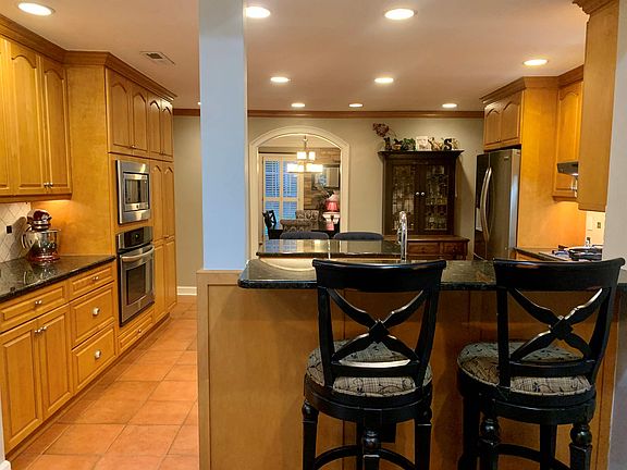 4th image of 154 Dogwood Ln