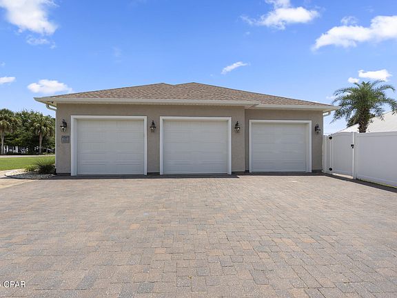 5th image of 310 Chelsea Dr