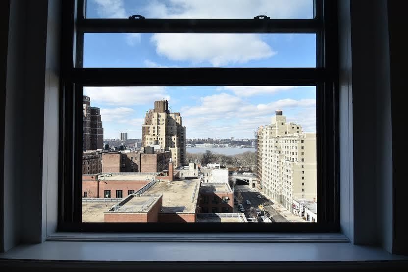 1st image of 736 W End Ave APT 11B