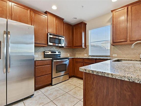 4th image of 2130 Velvet Leaf Dr