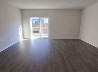 8803 Mimosa Ave, Clinton, MD 20735