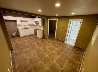 414 Wilshire Ln #B, Santa Maria, CA 93455