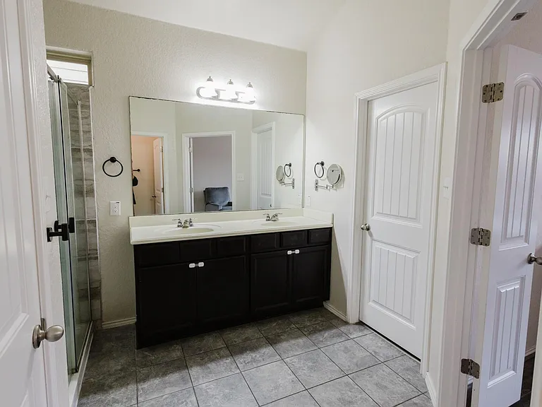 2526 Skybound — Photo 12