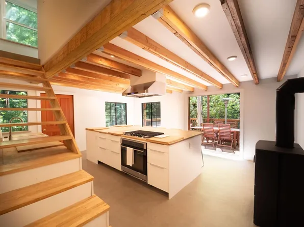 414 Hiawatha Rd, Boulder Creek, CA 95006
