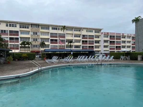 215 SE 3rd Ave Floor 3, Hallandale, FL 33009