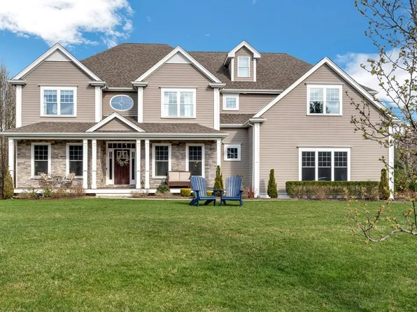 12 Lullaby Ln, North Easton, MA 02356