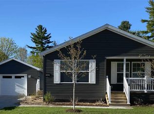 494 Devonshire Ct, Traverse City, MI 49686