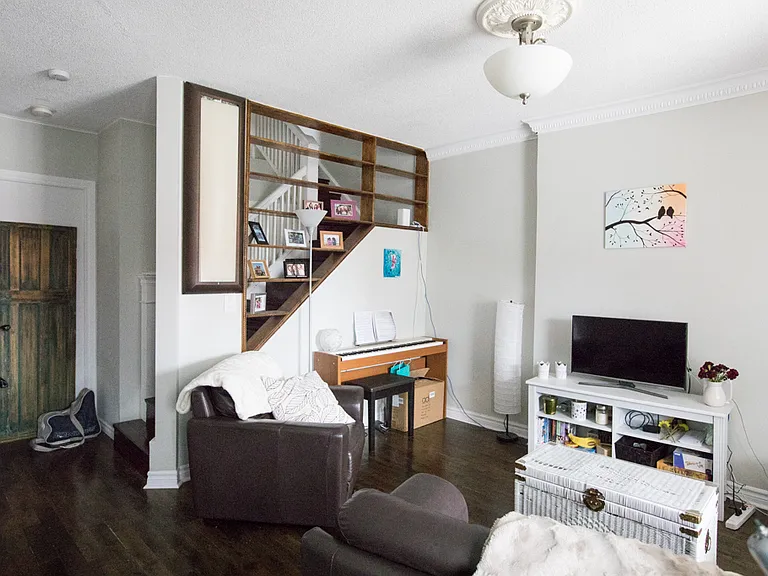 4 Lappin Ave #U — Photo 1