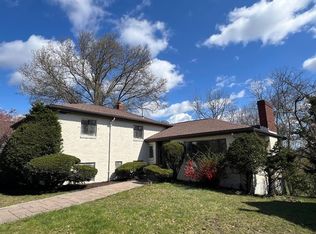 169 Grove St, Cambridge, MA 02138
