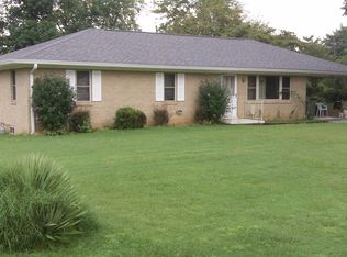208 Sherwood Dr, Hopkinsville, KY 42240