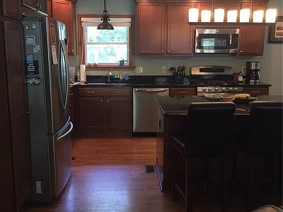 3rd image of 5005 Bellamy Manor Dr