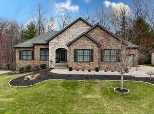4501 Rivanna Dr, Jeffersontown, KY 40299