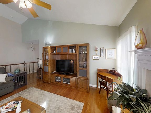 2nd image of 723 Ember Crest Dr