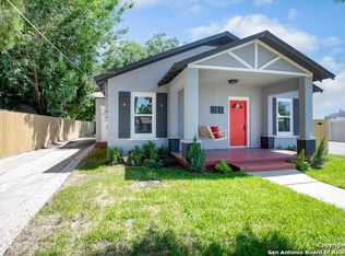 918 Essex St, San Antonio, TX 78210