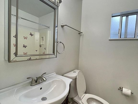 4th image of 6309 Olympic Dr