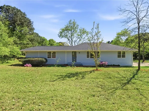 21 Nebo Dr, Hiram, GA 30141