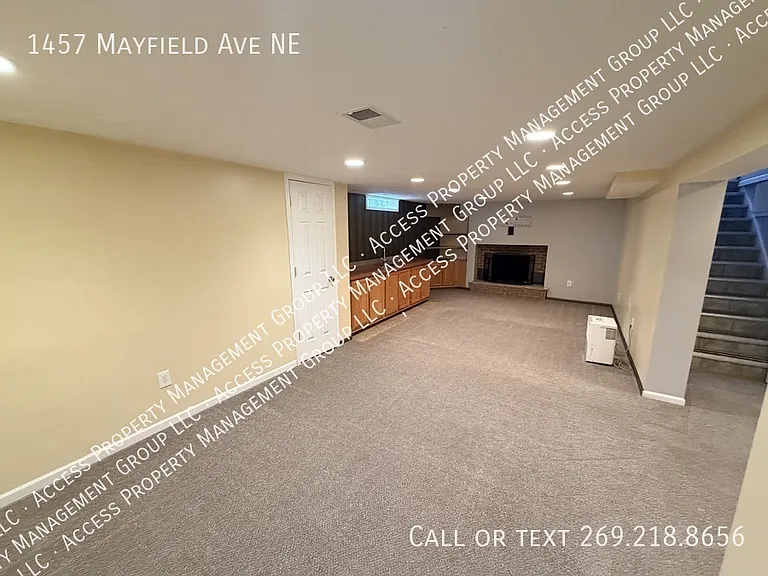 1457 Mayfield Ave NE — Photo 30