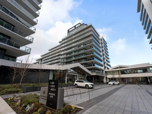 6833 Pearson Way #213, Richmond, BC V7C 0E8