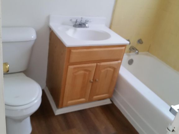 5th image of 39 Christina St APT A