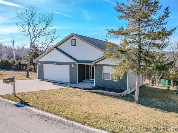 1077 Gutridge Ln, Osage Beach, MO 65065