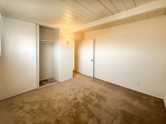 5th image of 2144 30th St APT 9