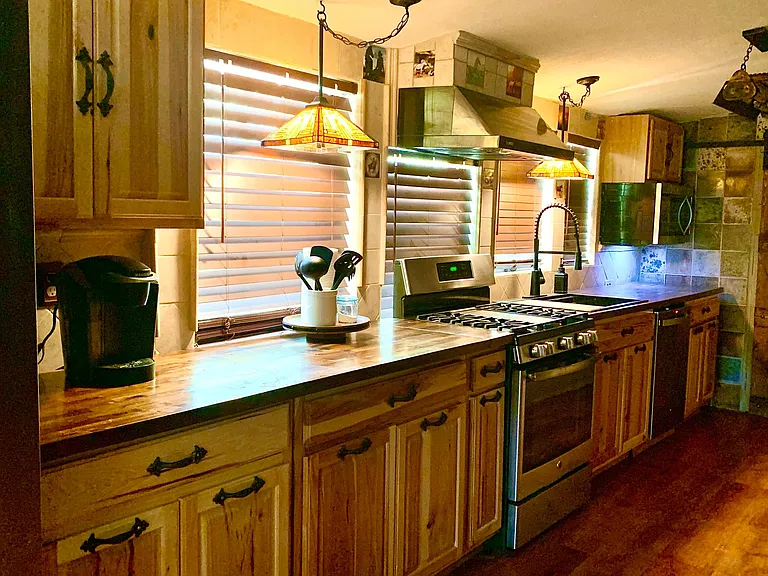 333 Sisterdale Rd — Photo 28