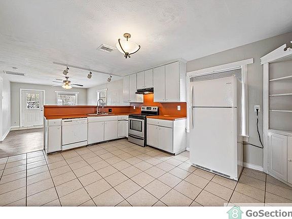 5th image of 304 Plum St