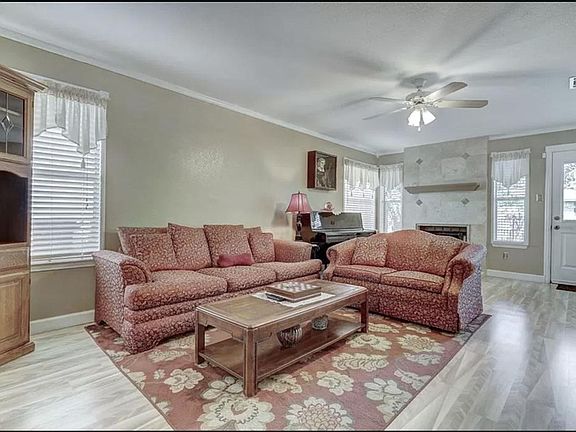 3rd image of 1216 Green Terrace Dr