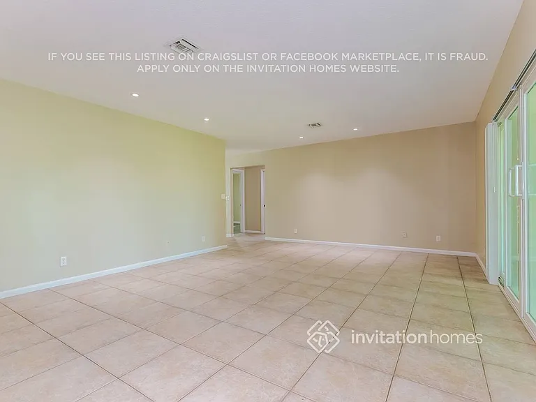 112 Granada St — Photo 7