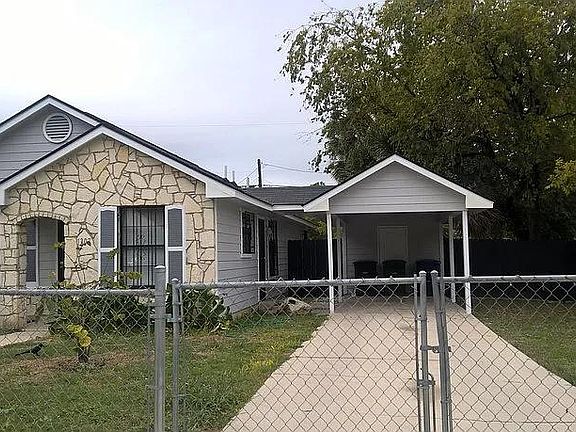2nd image of 1307 Hays St