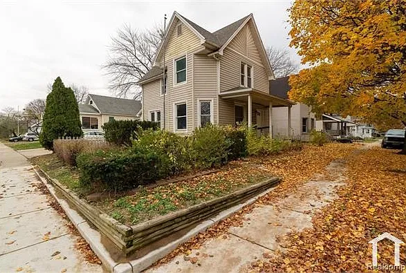 3 bed, 1346 sqft, $1,650 — Photo 1