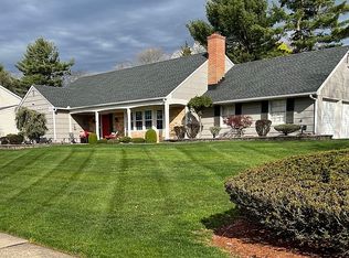 17 Lebed Dr, Somerset, NJ 08873