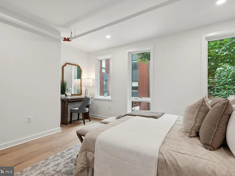 1416 Frankford Ave #206 — Photo 16