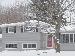 45 Woodgate Ter, Rochester, NY 14625