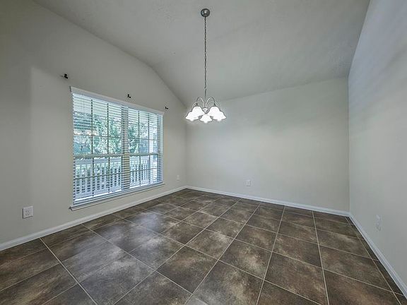 5th image of 12518 Browning Dr