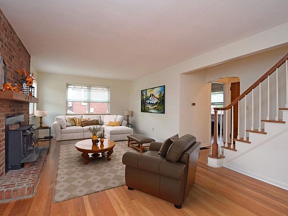 4th image of this home