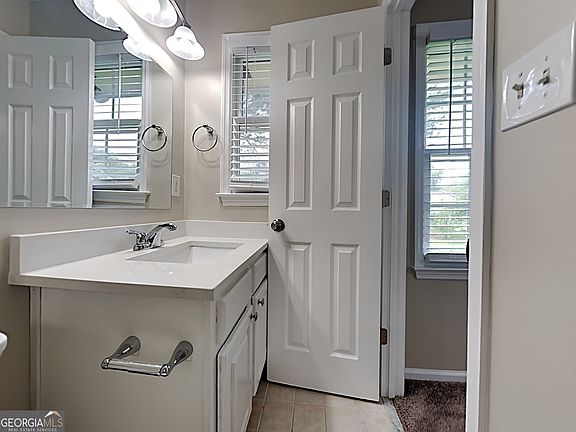 5th image of 551 Village Green Ct SW