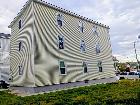 2nd image of 55 Endicott St