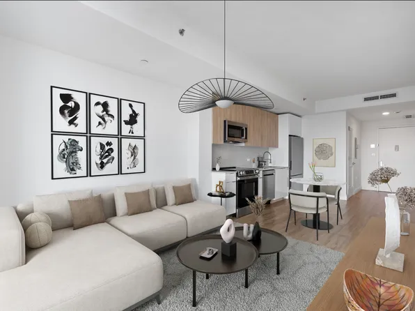 300 West 136th Street image 3 of 16