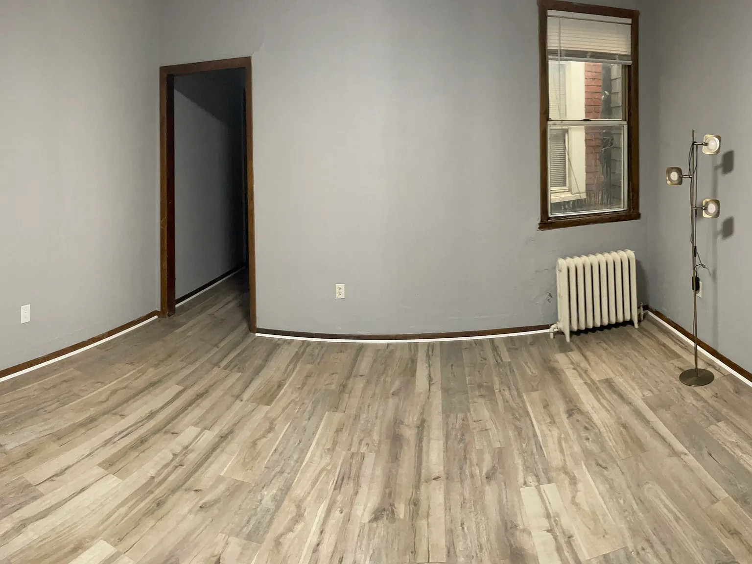 2 bed, 800 sqft, $1,050 — Photo 4