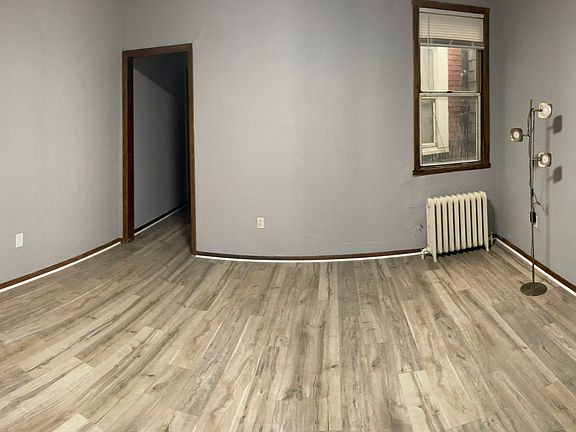 4th image of 3281 W Liberty Ave APT 4