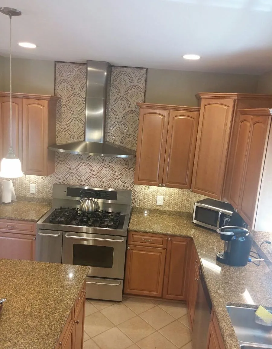 799 N Holbrook St — Photo 3
