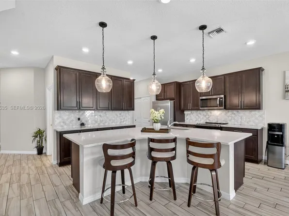 4850 San Fratello Cir, Lake Worth, FL 33467